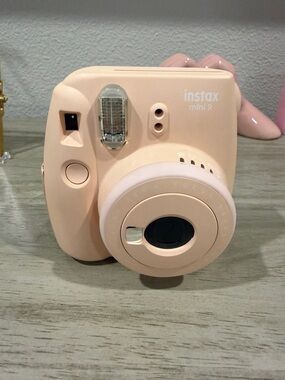 Instax Mini 9 Instant Camera - Peach Pink